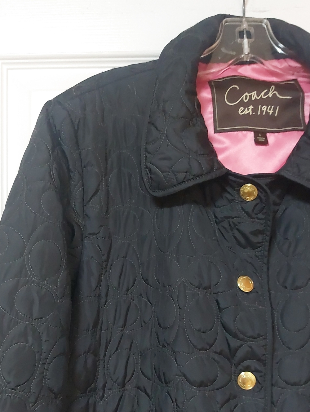 Coach Black Quilted Puffer Jacket with Pink Lining. Size L